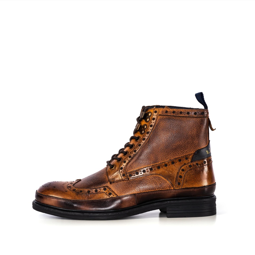 BENEDICT ARTISAN TAN BROGUE BOOT